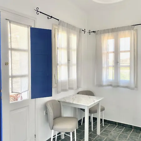 Agrabeli Paros 4* Náoussa