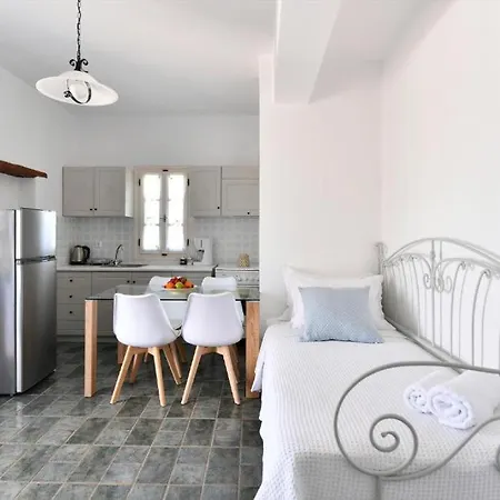 Agrabeli Paros 3* Науса