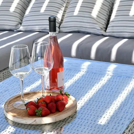 Agrabeli Paros Aparthotel