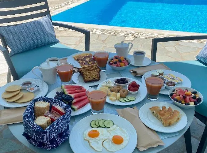 Agrabeli Paros Aparthotel 4*