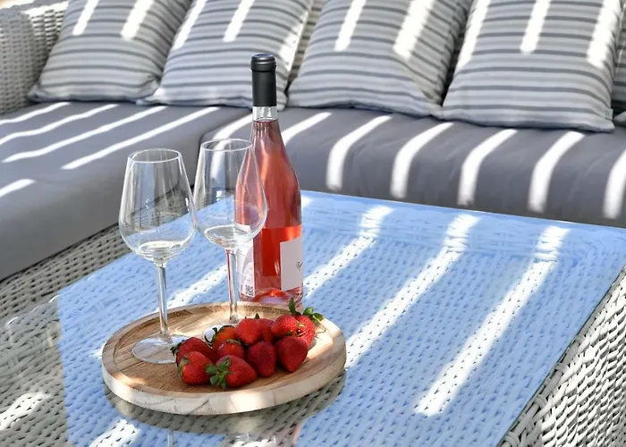 Agrabeli Paros Aparthotel